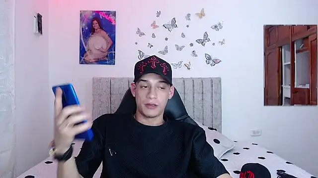 Ethanho0t online show from 12, 1, 2026