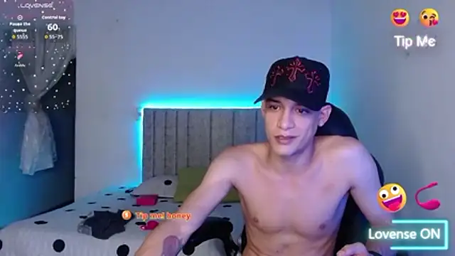 Snapshot of Ethanho0t chatting on 21, 5, 2026 Ethanho0t online show from 21, 5, 2026