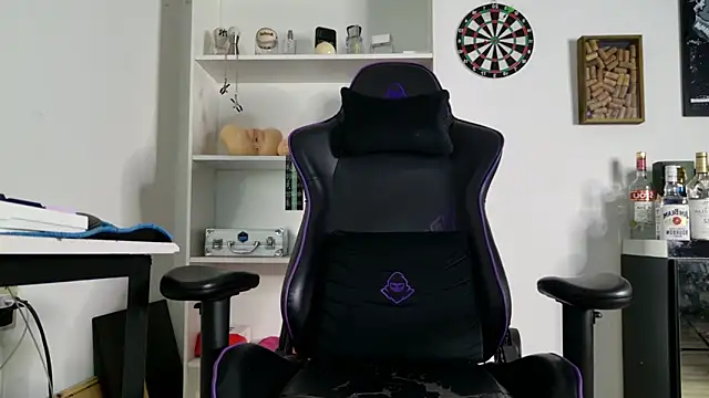 aaron nvk online show from 5, 4, 2026