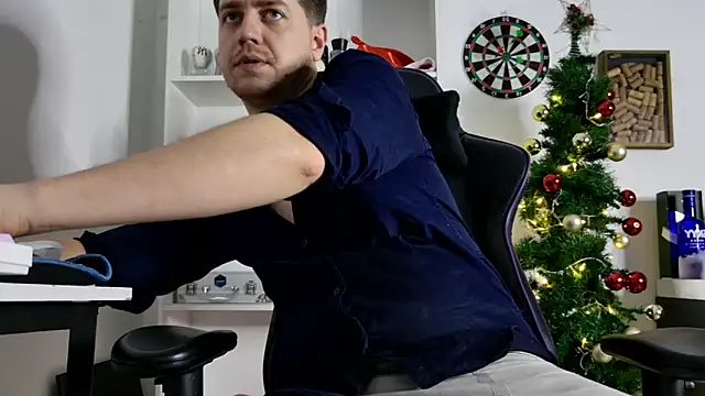 aaron nvk online show from 21, 12, 2025