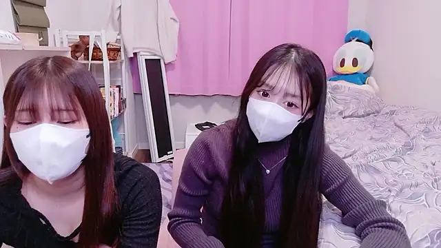 MOEMOE-Q online show from 19, 4, 2026