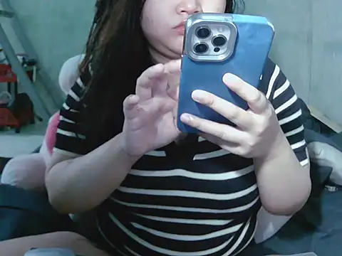 Snapshot of Lily3322 chatting on 29, 3, 2026 Lily3322 online show from 29, 3, 2026