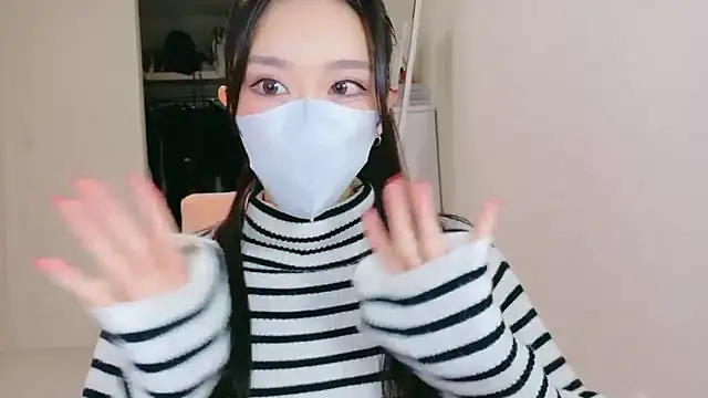 Snapshot of ramuchan_desu chatting on 9, 10, 2025 ramuchan desu online show from 9, 10, 2025