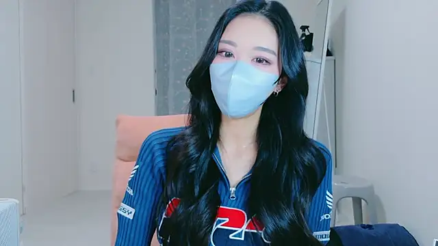 ramuchan desu online show from 8, 2, 2026