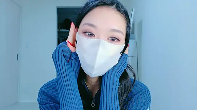 Snapshot of ramuchan_desu chatting on 5, 10, 2025 ramuchan desu online show from 5, 10, 2025