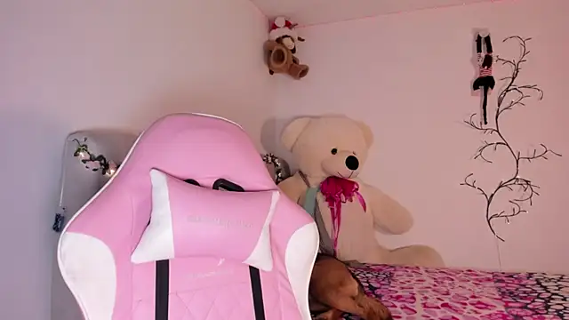 Sarahcutexoxox online show from 21, 4, 2026
