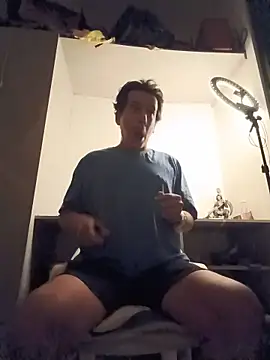 Pornoforpyros online show from 23, 9, 2025