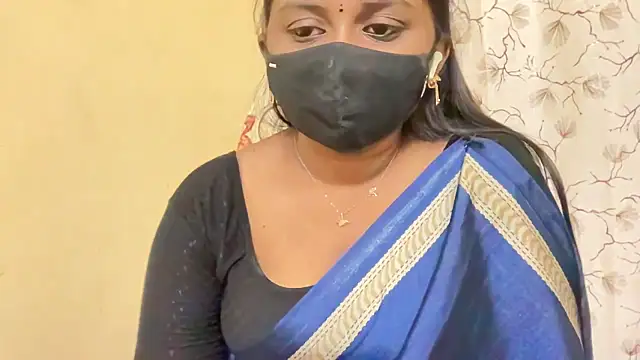 Pavani-Sexy online show from 5, 4, 2026