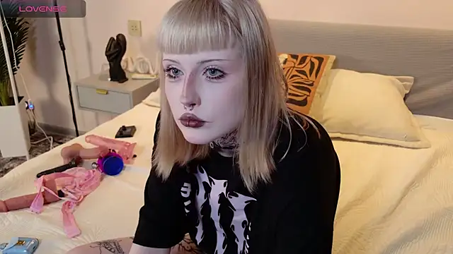MilkMeSoftly online show from 25, 6, 2026