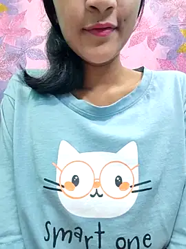 Snapshot of MariaEva69 chatting on 8, 11, 2025 MariaEva69 online show from 8, 11, 2025