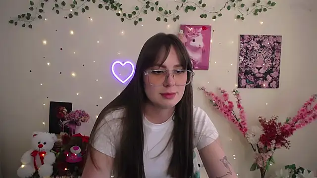 Amanda Bright  online show from 22, 5, 2026