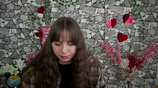 Amanda Bright  online show from 14, 11, 2025