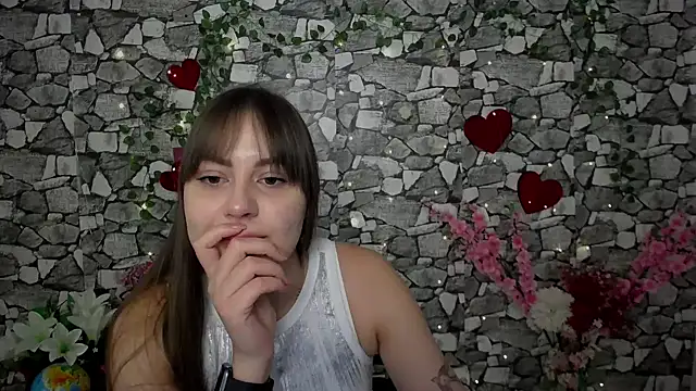 Amanda Bright  online show from 1, 12, 2025