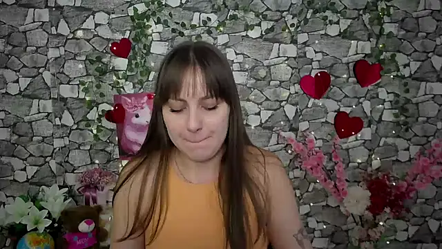 Amanda Bright  online show from 5, 11, 2025