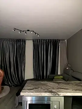 Elizebeth Parker online show from 8, 1, 2026