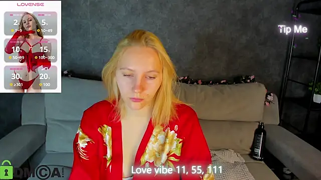 Anna Chelsea online show from 12, 11, 2025