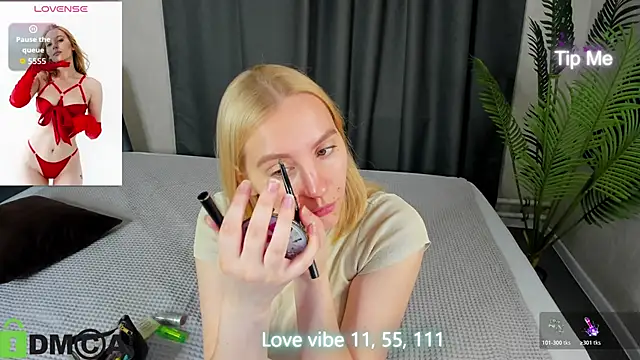 Anna Chelsea online show from 12, 11, 2025