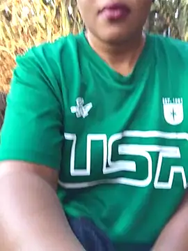 Snapshot of sweetLady89 chatting on 15, 10, 2025 sweetLady89 online show from 15, 10, 2025