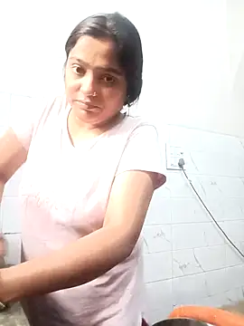 Trisha 71 online show from 4, 11, 2025