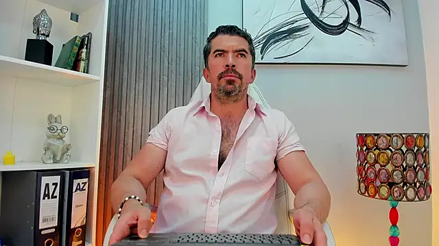 Snapshot of JuanKFit_45 chatting on 20, 6, 2026 JuanKFit 45 online show from 20, 6, 2026