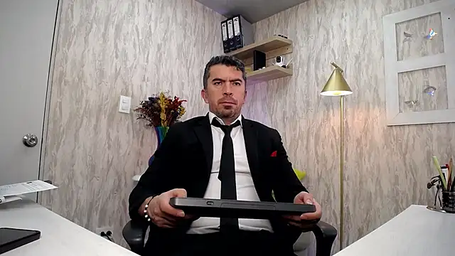 JuanKFit 45 online show from 12, 2, 2026