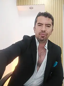 JuanKFit 45 online show from 15, 4, 2026