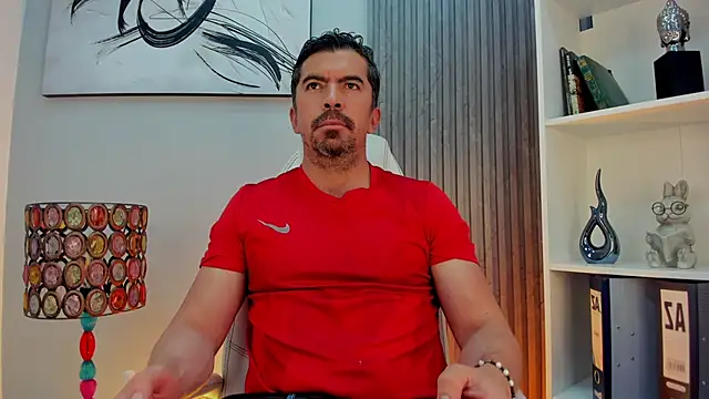 Snapshot of JuanKFit_45 chatting on 15, 6, 2026 JuanKFit 45 online show from 15, 6, 2026