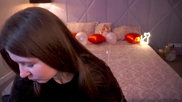 CraveeDoll online show from 7, 2, 2026