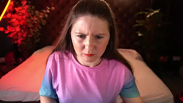 CraveeDoll online show from 16, 2, 2026