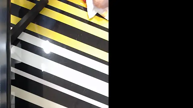 Lia Mar  online show from 4, 2, 2026