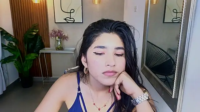 Lia Mar  online show from 19, 12, 2025