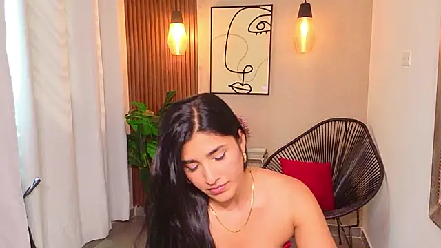 Lia Mar  online show from 14, 7, 2026