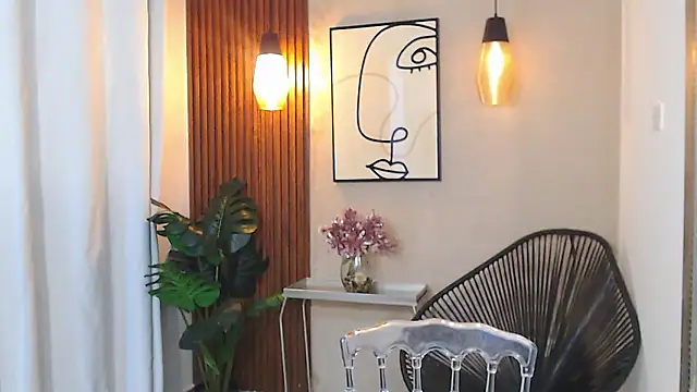 Lia Mar  online show from 13, 2, 2026