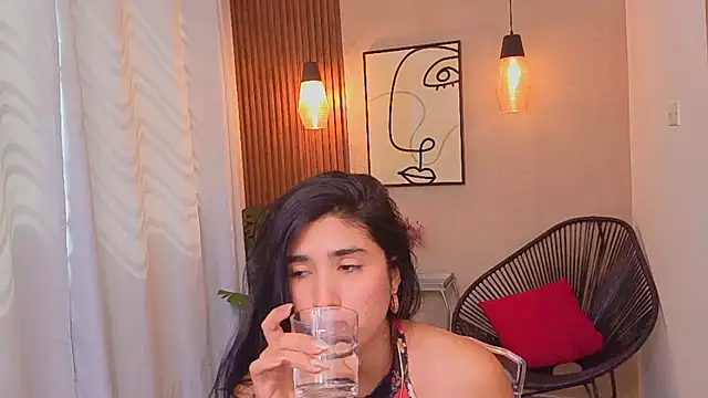 Lia Mar  online show from 22, 6, 2026