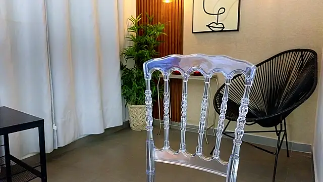 Lia Mar  online show from 25, 11, 2025