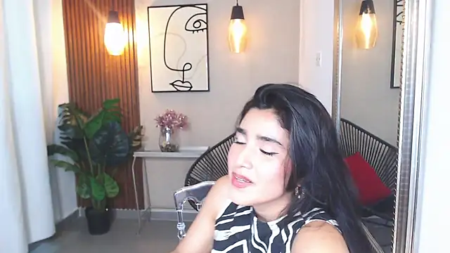 Lia Mar  online show from 21, 4, 2026