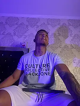 ThiagoBlaze online show from 11, 4, 2026