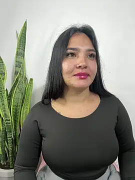 Snapshot of meli__brown chatting on 18, 5, 2026 meli brown online show from 18, 5, 2026