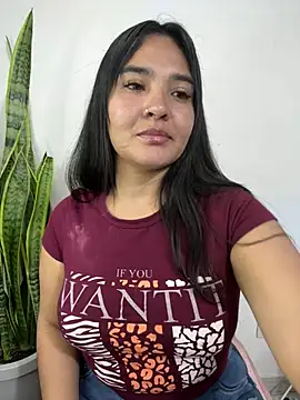 Snapshot of meli__brown chatting on 8, 5, 2026 meli brown online show from 8, 5, 2026