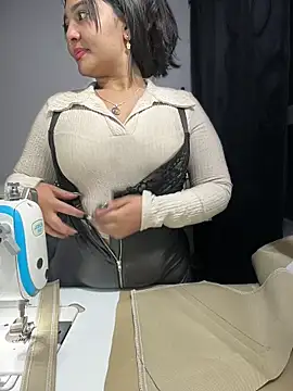Snapshot of meli__brown chatting on 5, 6, 2026 meli brown online show from 5, 6, 2026