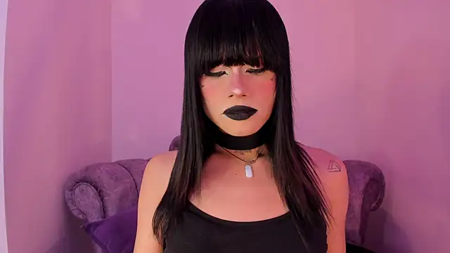 NATASHAA WINZ online show from 18, 11, 2025