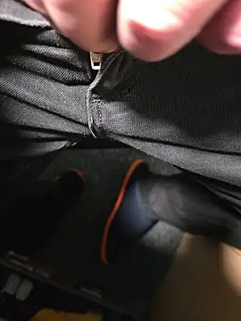 Oorse1966 online show from 21, 11, 2025