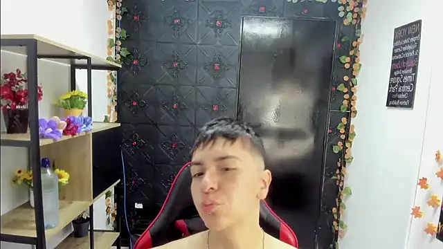  Hannah Hot online show from 4, 3, 2026