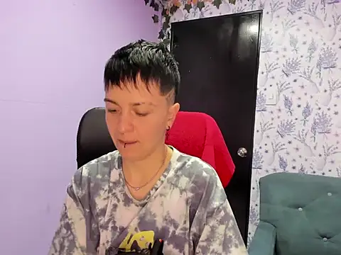  Hannah Hot online show from 8, 11, 2025