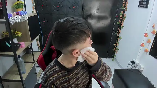  Hannah Hot online show from 5, 3, 2026