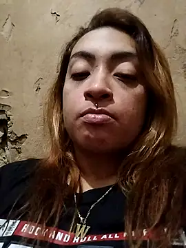 shanell saenz online show from 14, 11, 2025