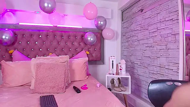 Bonn Glow online show from 14, 12, 2025