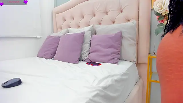 katia harrison  online show from 1, 10, 2025