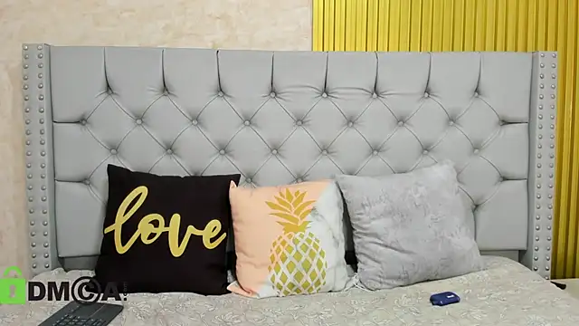 Skarlet 04 online show from 7, 11, 2025