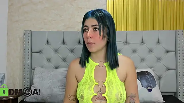 Skarlet 04 online show from 2, 11, 2025